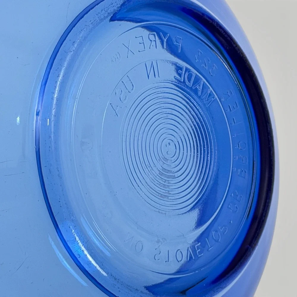 Pyrex 323 Cobalt Blue Glass Mixing Bowl 1.5 Qt Made in USA Vintage
